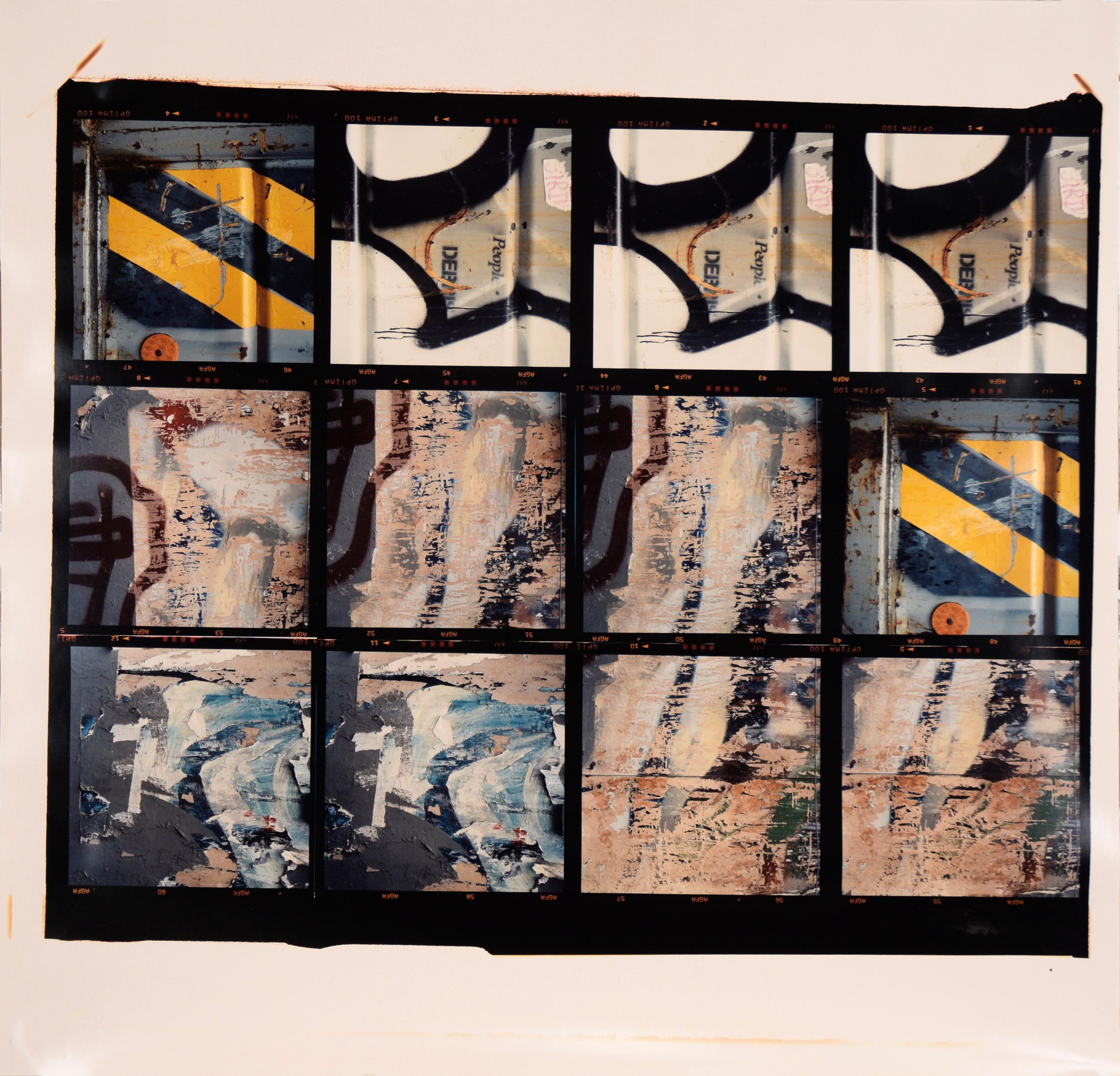 Bill Clark Abstract Photograph – 12 Fotos (Graffiti und Streifen) – großformatige texturierte Fotografien