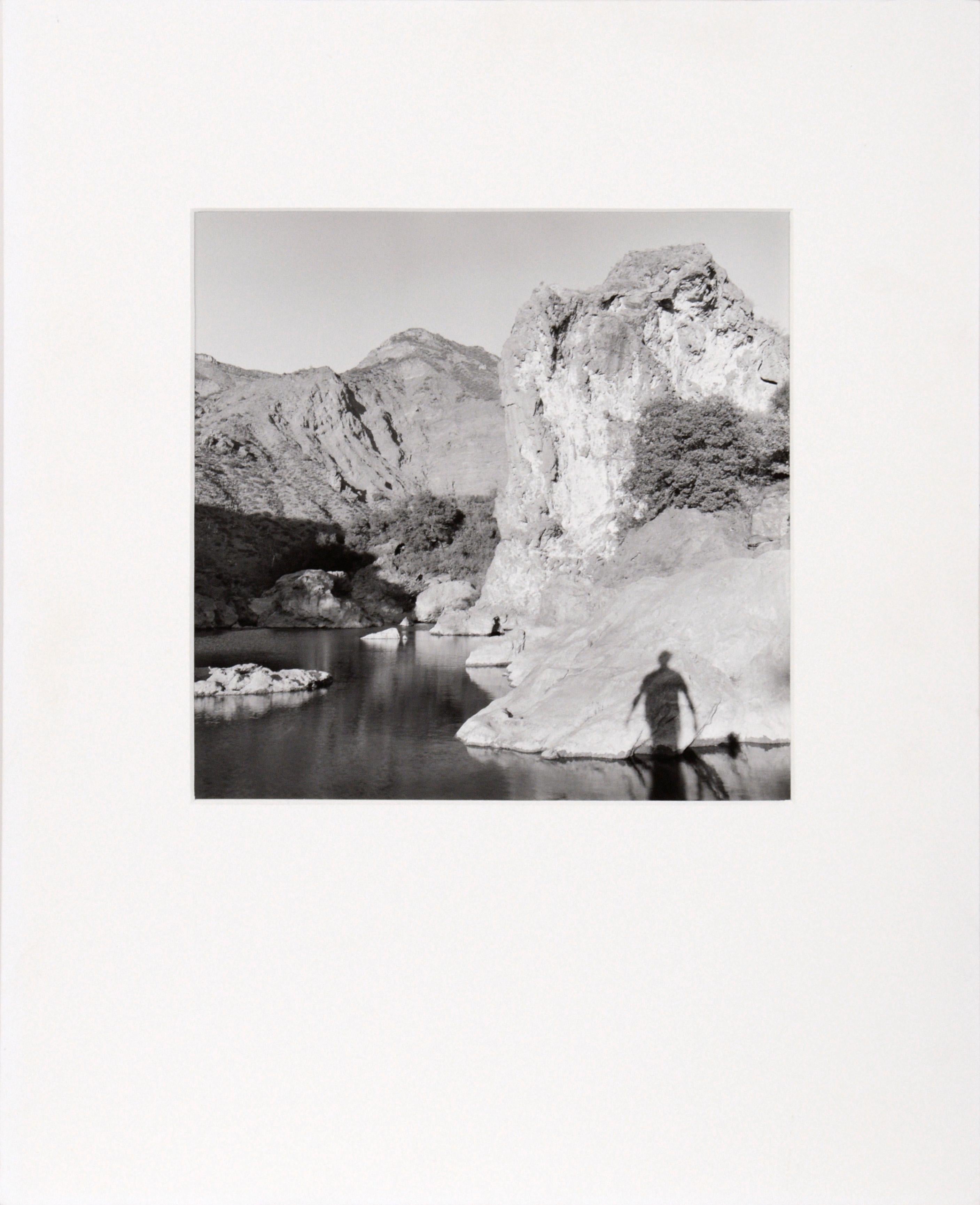 Lac de montagne - Figuratif noir et blanc - Photographie de paysage