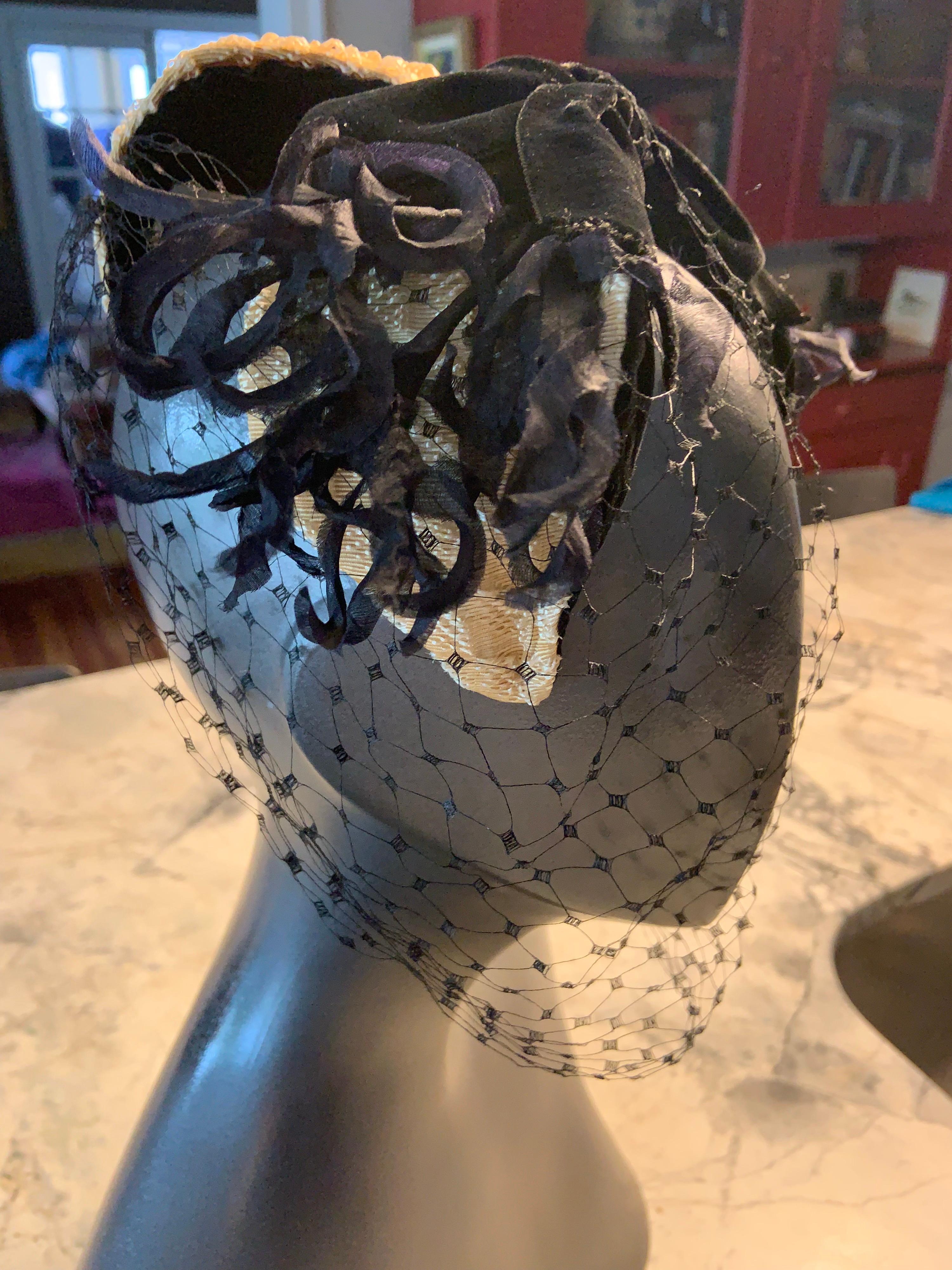 Bill Cunningham William J Veiled Cocktail Hat In Excellent Condition In New Hope, PA