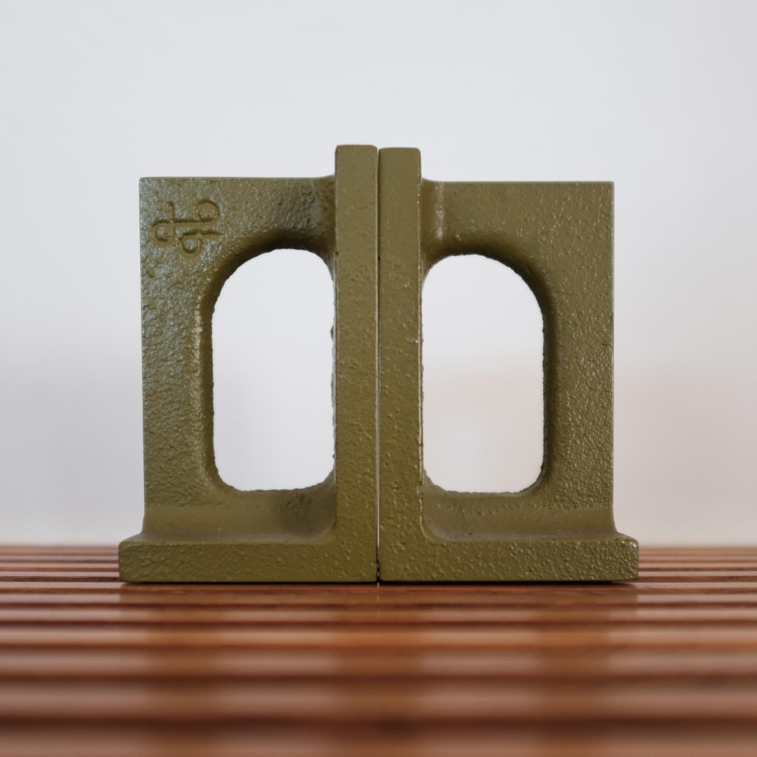 Bill Curry for Design Line Bookends In Good Condition For Sale In San Diego, CA