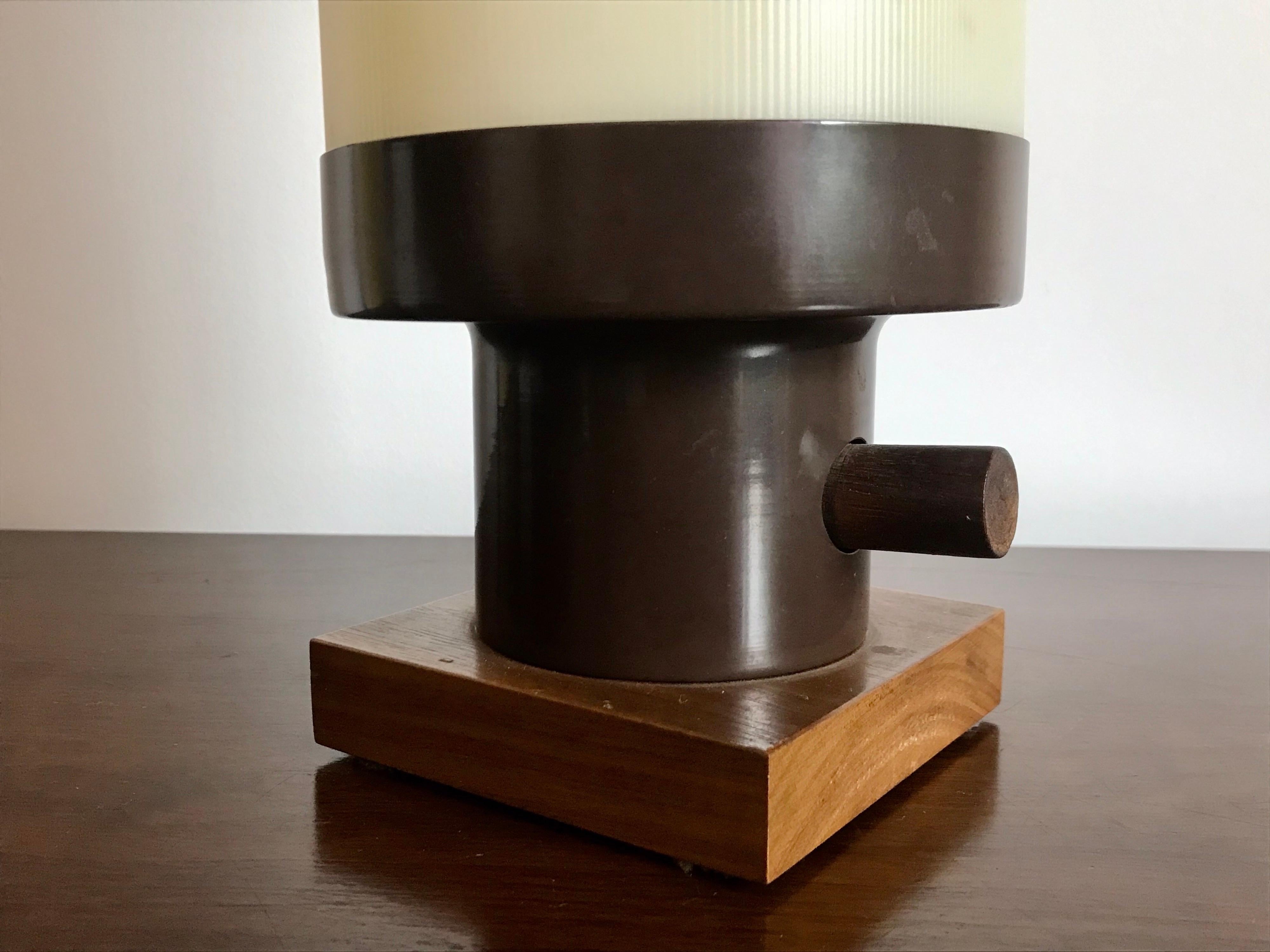Plastic Bill Curry Design Line Rare Lamp