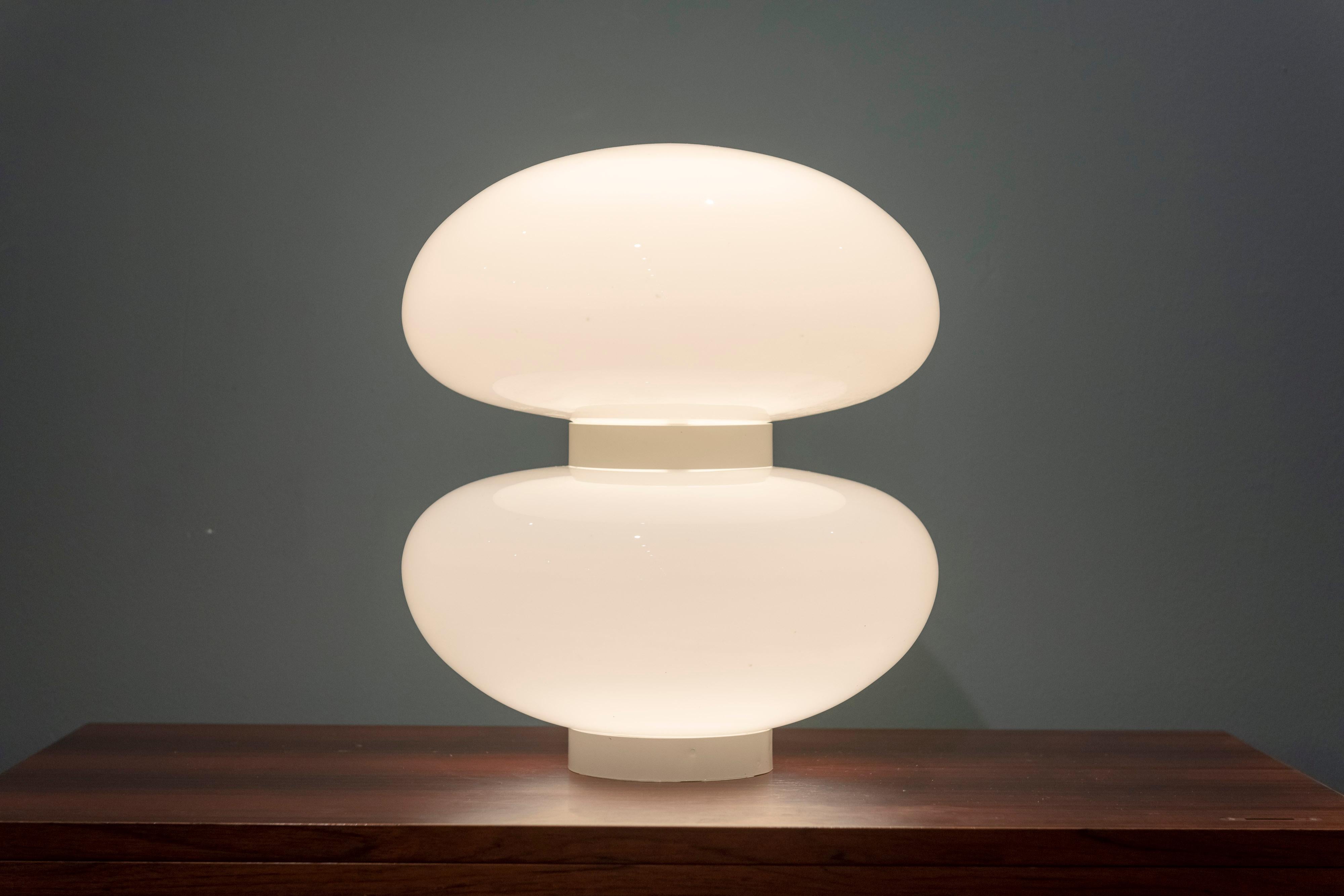 Mid-Century Modern Bill Curry Design Line Table Lamp For Sale
