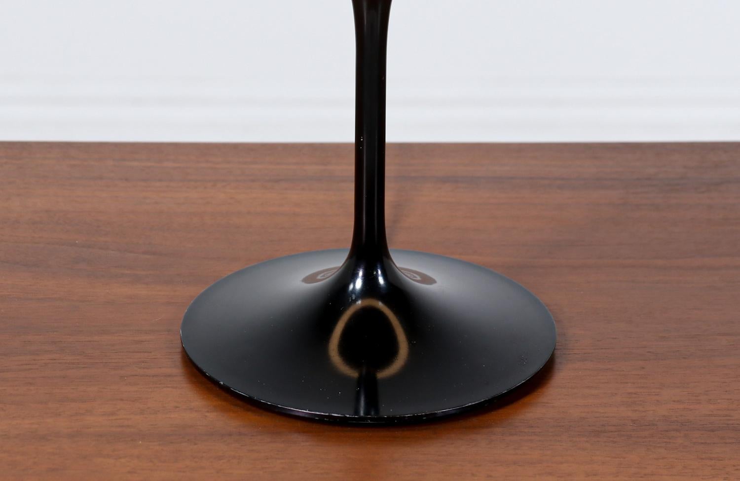 Bill Curry „Stemlite“ Schwarze Tulpen-Tischlampe „Stemlite“ für Design Line im Zustand „Hervorragend“ im Angebot in Los Angeles, CA