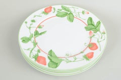 Bill Goldsmith for Limoges. 4 porcelain charger plates. Fraise series. 1980s