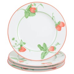 Bill Goldsmith for Limoges. 4 porcelain dinner plates. Fraise series. 1980s