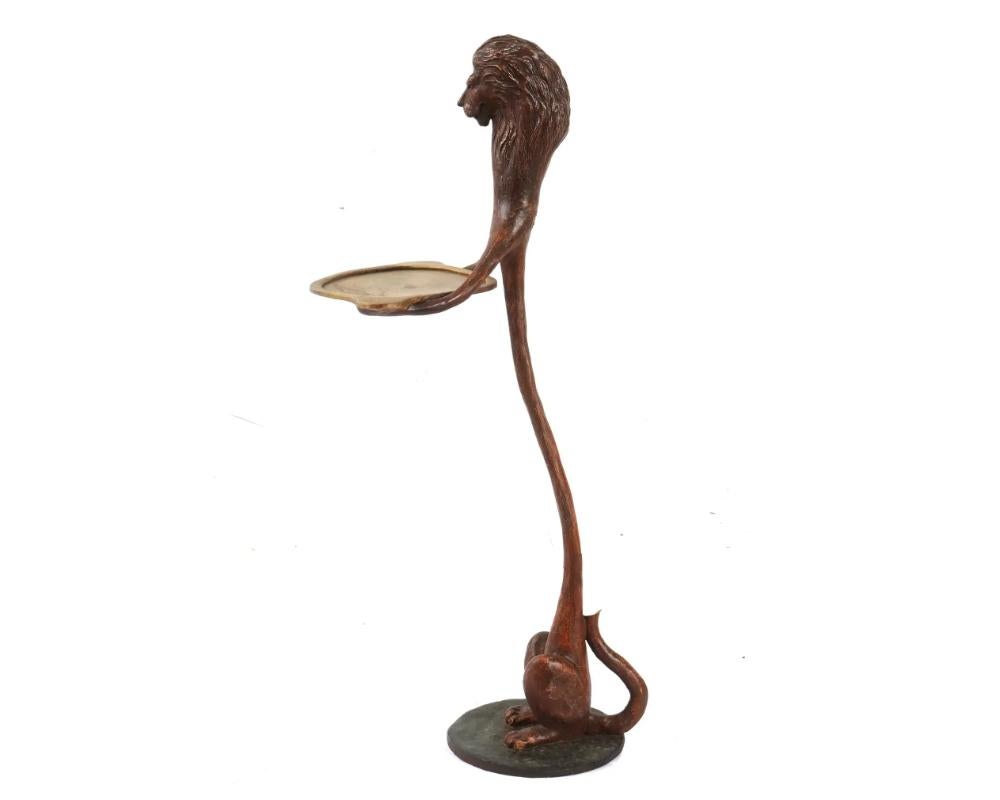 XX secolo Bill Huebbe 1991 Leone Composito Scultura Portacarte in vendita