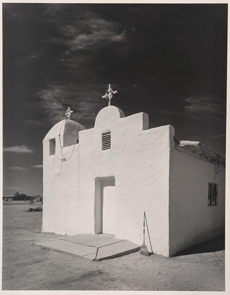 Bill Lemke Black and White Photograph – Church #3 San Simon, Kirche