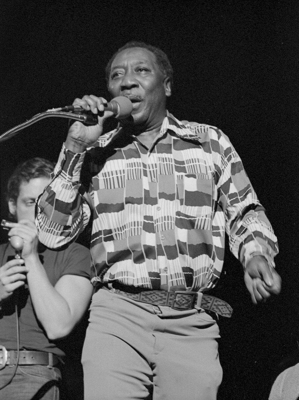 Black and White Photograph Bill Lemke - Muddy Waters III, 18 novembre 1975