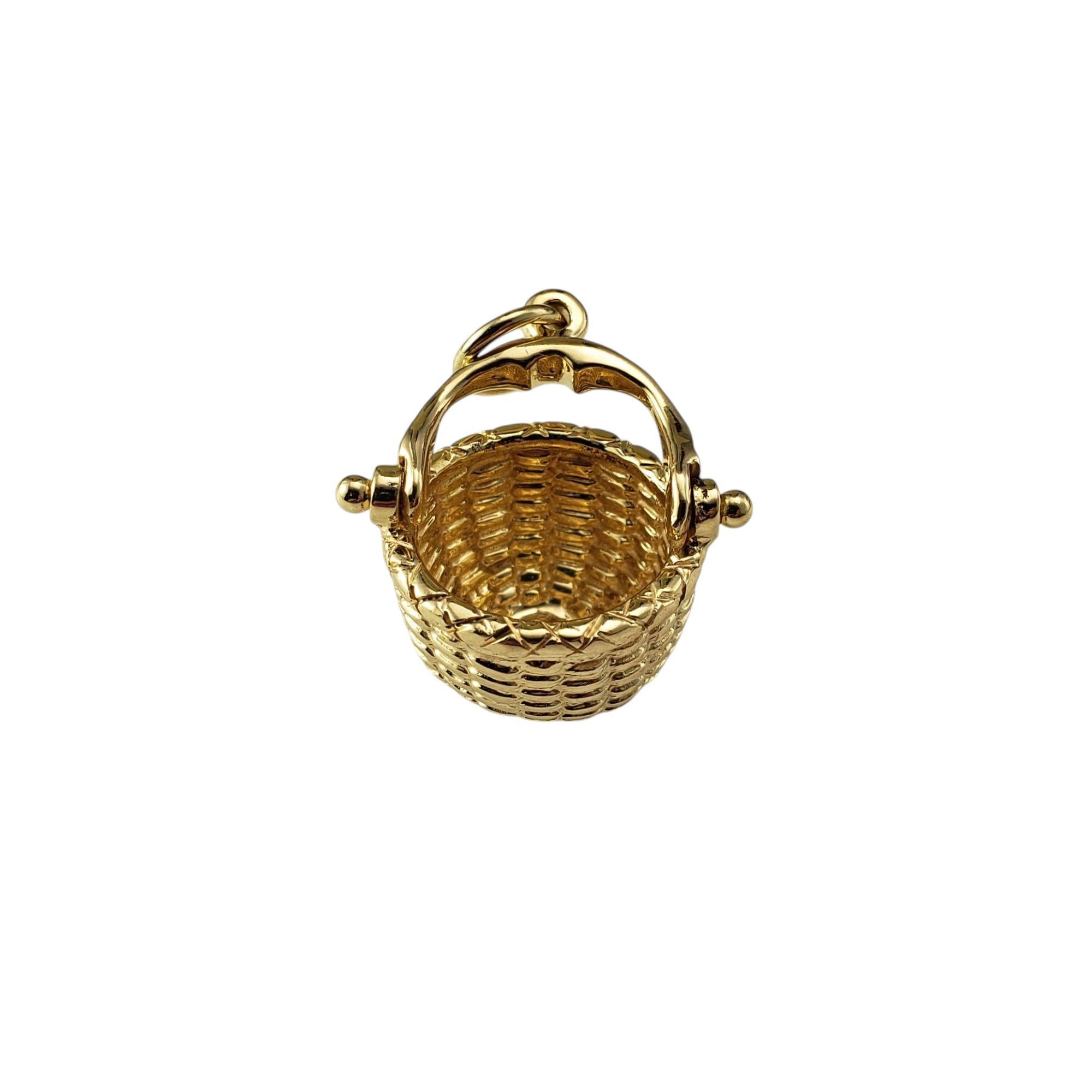 Bill Rowe 14K Yellow Gold Nantucket Basket Charm #20954 In Good Condition For Sale In Washington Depot, CT