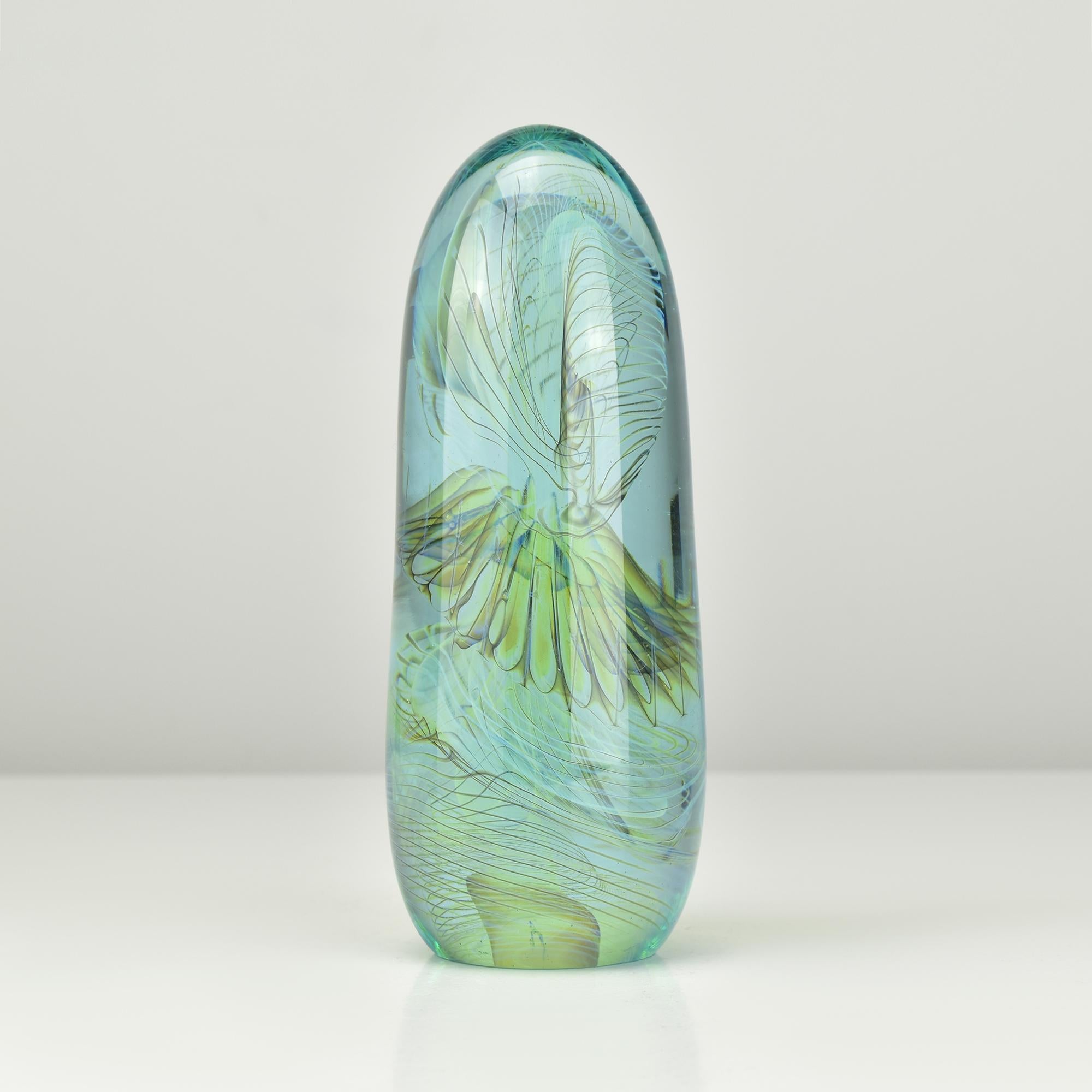 Bill Slade Studio Glass Briefbeschwerer, Bullet Series, signiertes Kunstglas-Objekt im Angebot 2