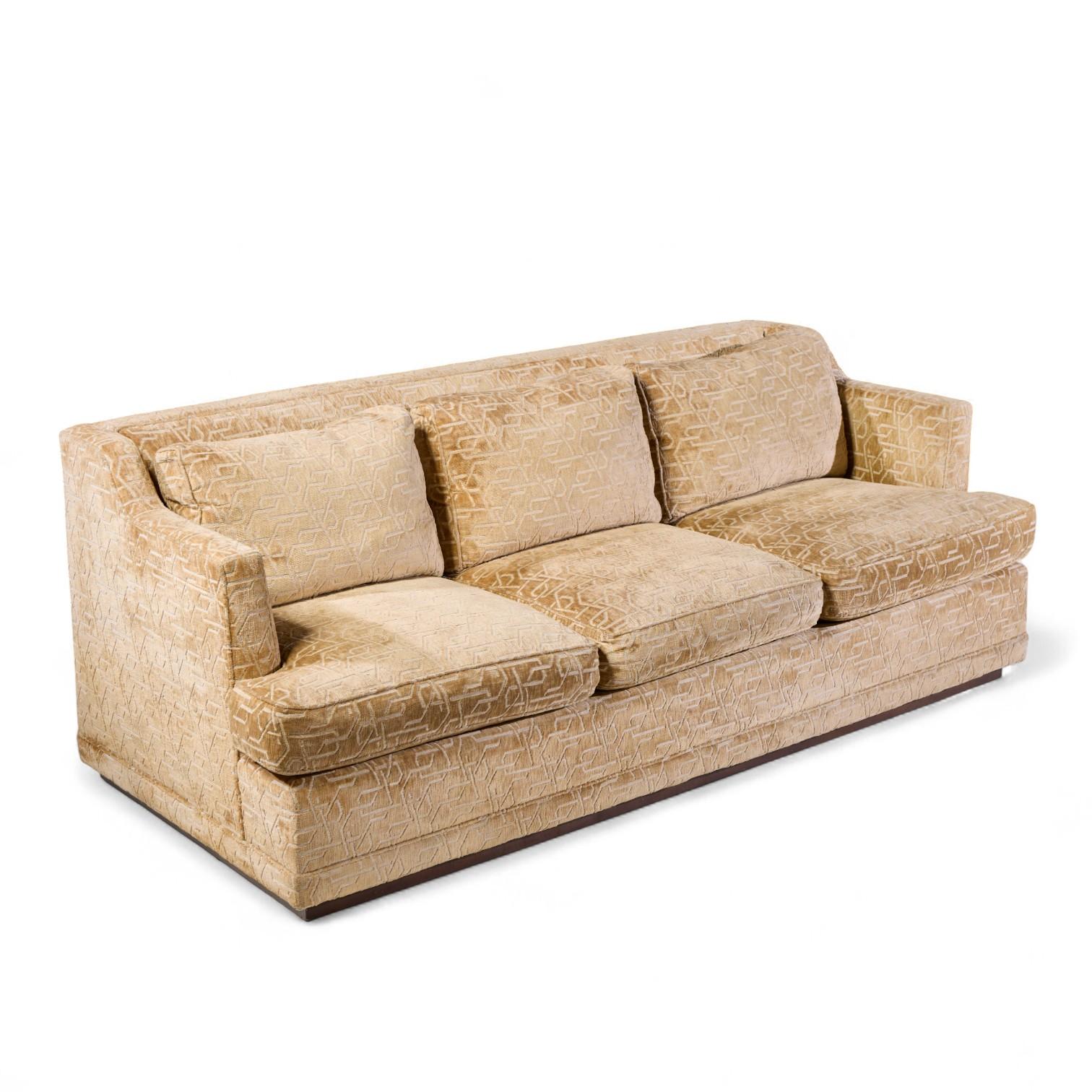 Bill Sofield for Baker Canapé Carlyle Gold en vente 2