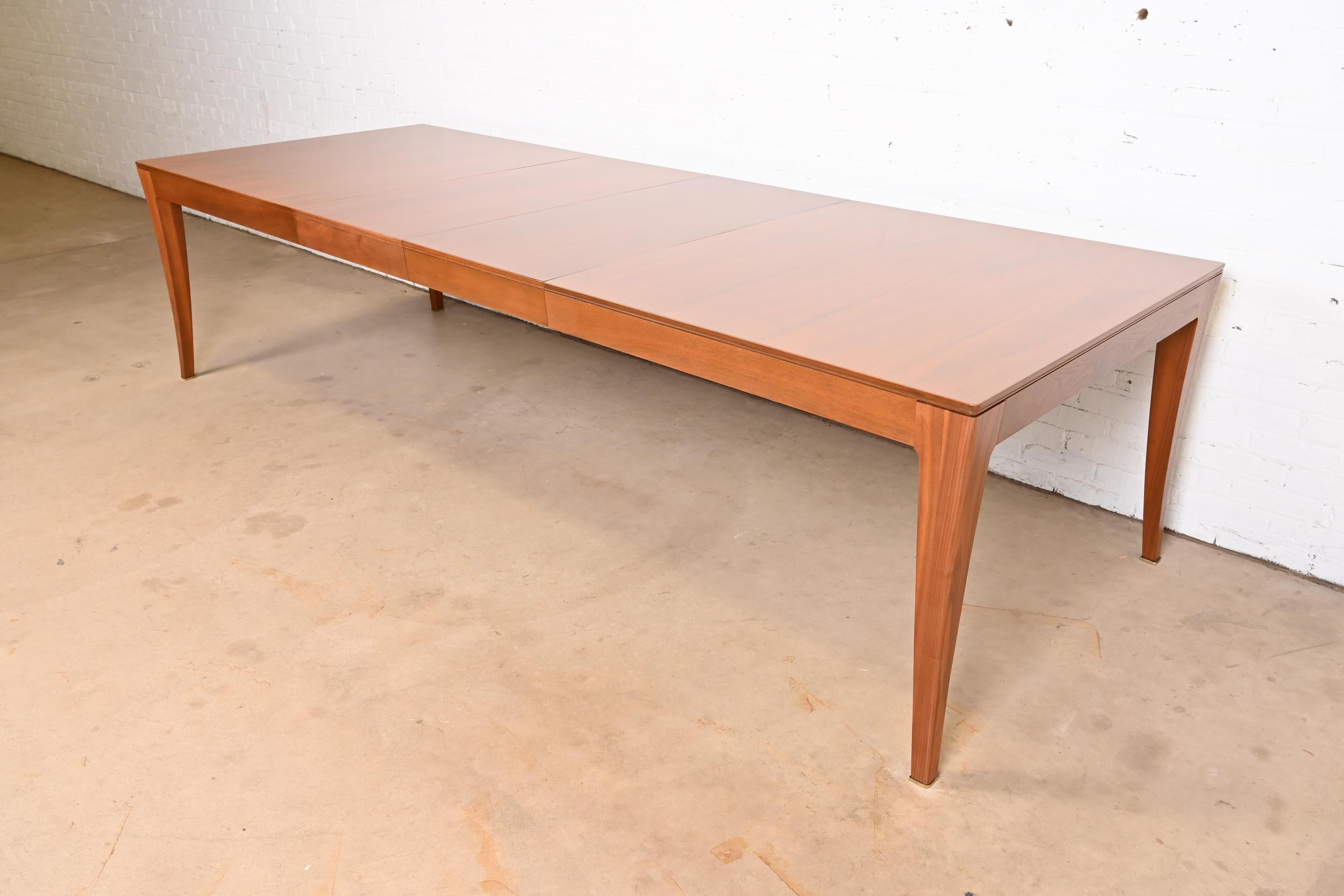 Bill Sofield for Baker Furniture Modern Walnut Dining Table, Newly Refinished In Good Condition For Sale In South Bend, IN