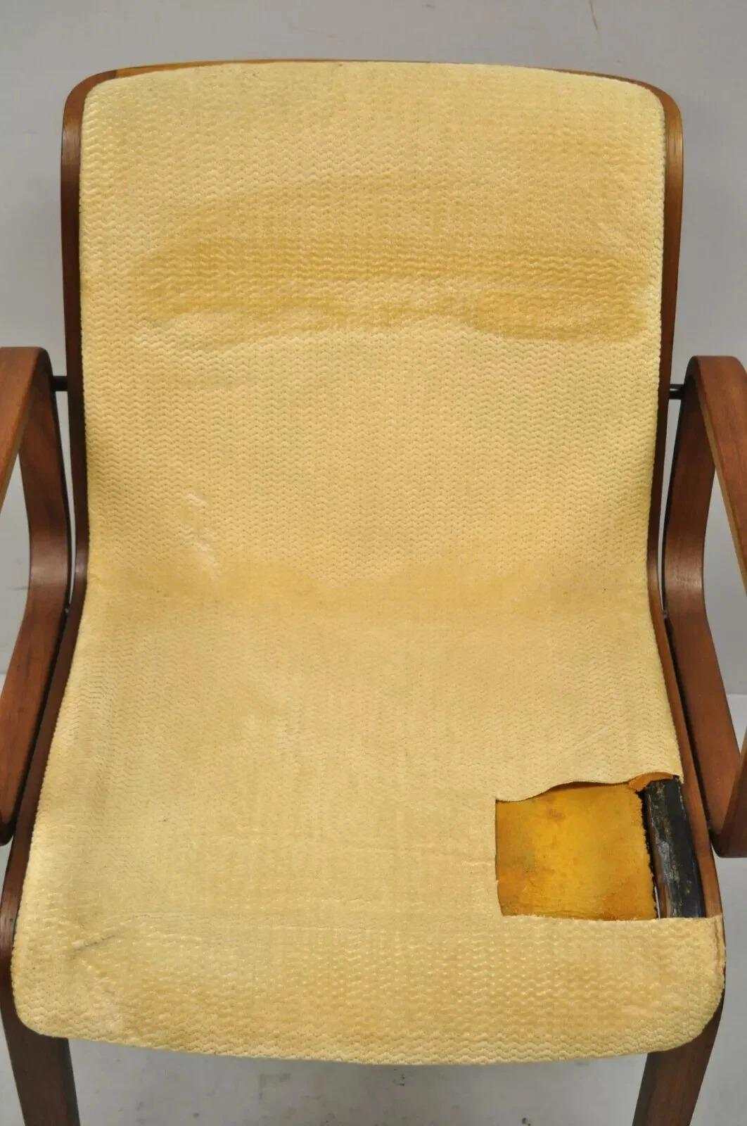 Bill Stephens für Knoll Moderner gepolsterter Esszimmerstuhl aus Bugholz, Mitte des Jahrhunderts im Zustand „Gut“ im Angebot in Philadelphia, PA