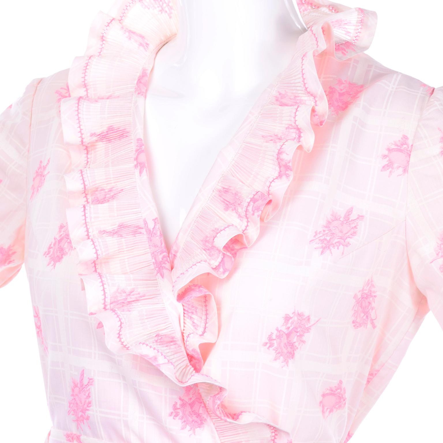 Bill Tice 1970s Vintage Pink & White Toile Ruffled Cotton Wrap Dress Size 6 2