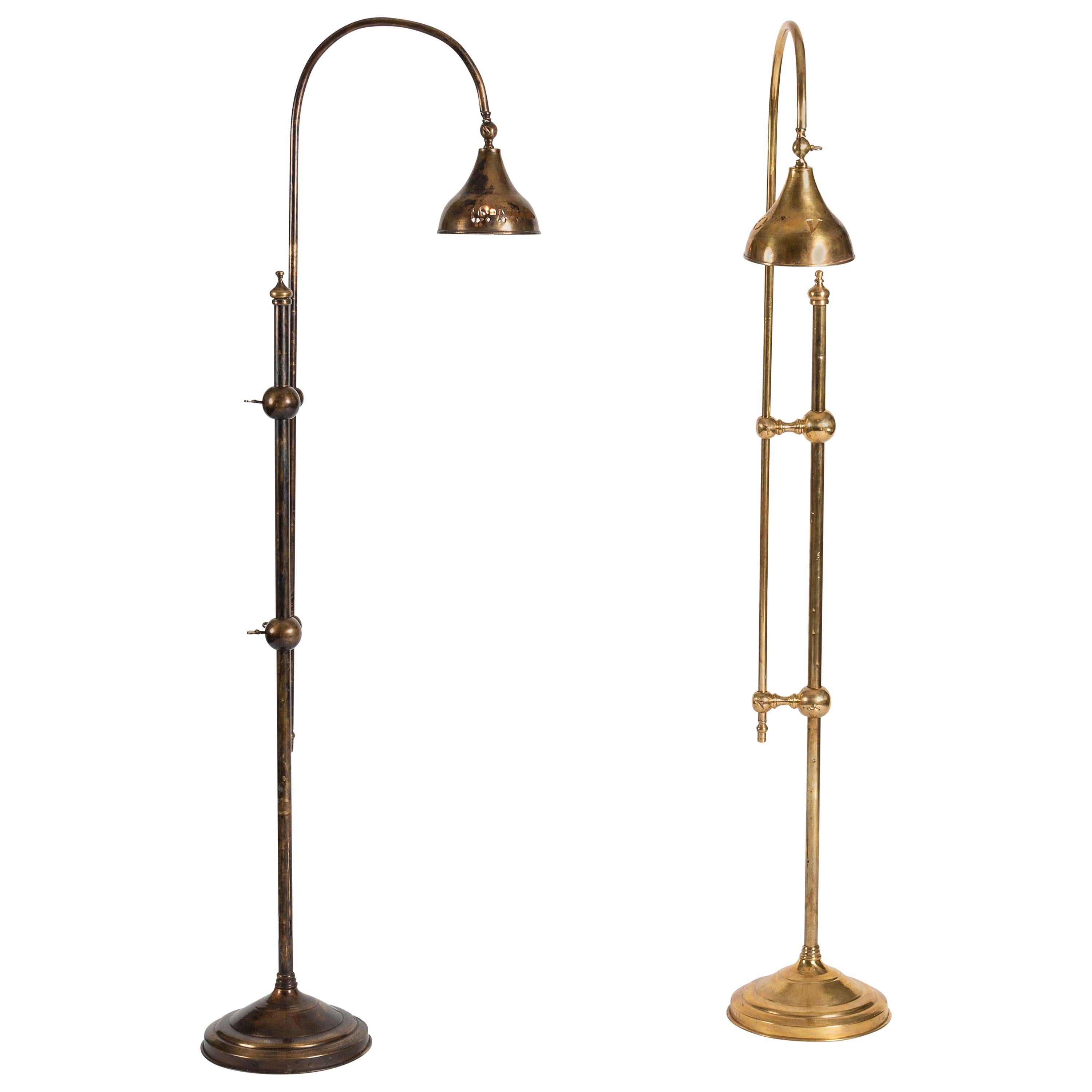 Paire de lampadaires articulés assortis de Bill Willis, Maroc, fin du XXe siècle en vente