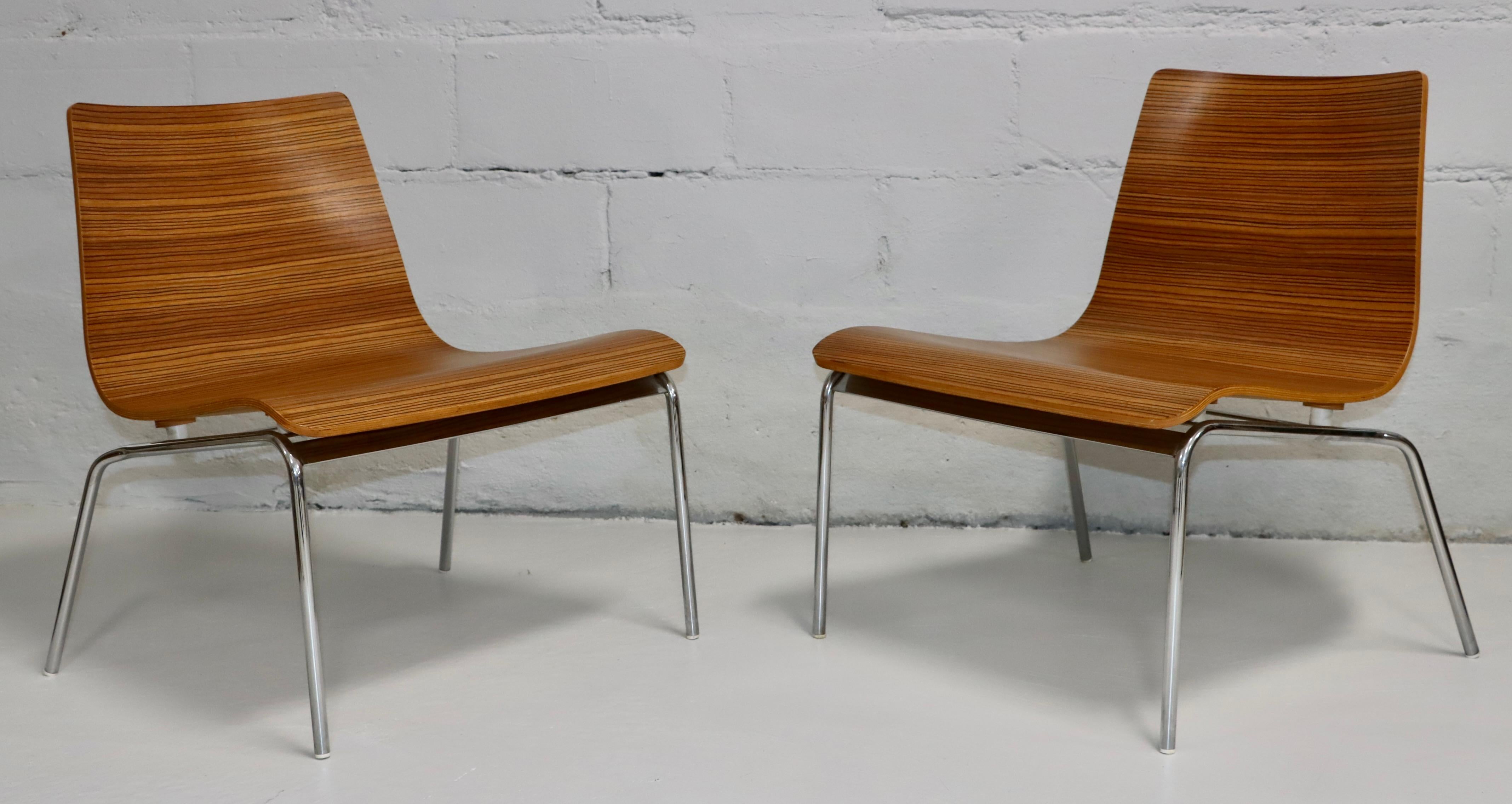 Beautiful pair of Billiani 1911 Zebra-wood and chrome modern slipper chairs, in vintage original condition with minor wear and patina due to age and use.
