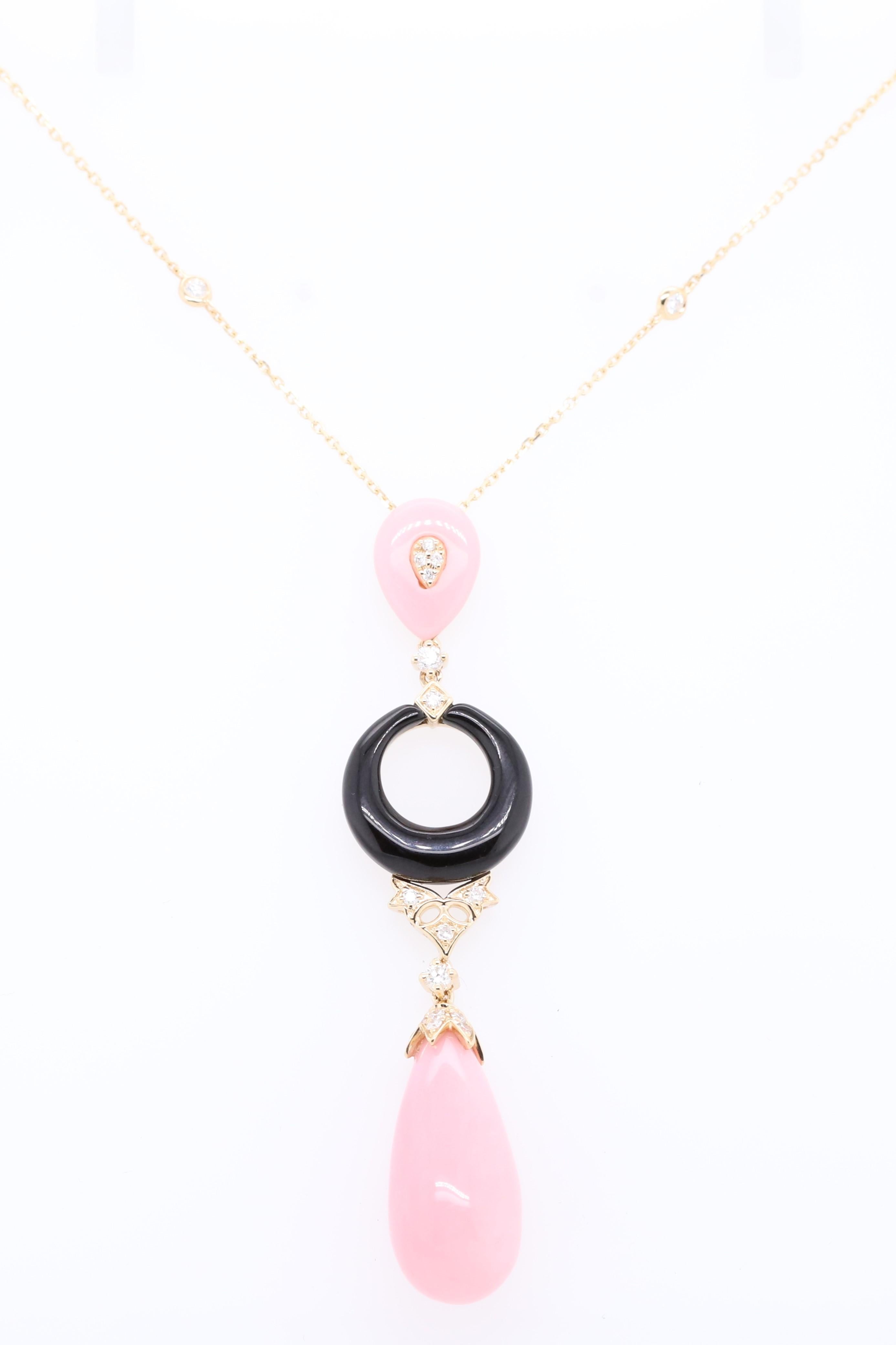Art Deco Billie 14K Yellow Gold Pear-Cut Pink Opal Necklace For Sale