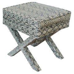 Tabouret-pouf en cuir python style Billy Baldwin X-Bench