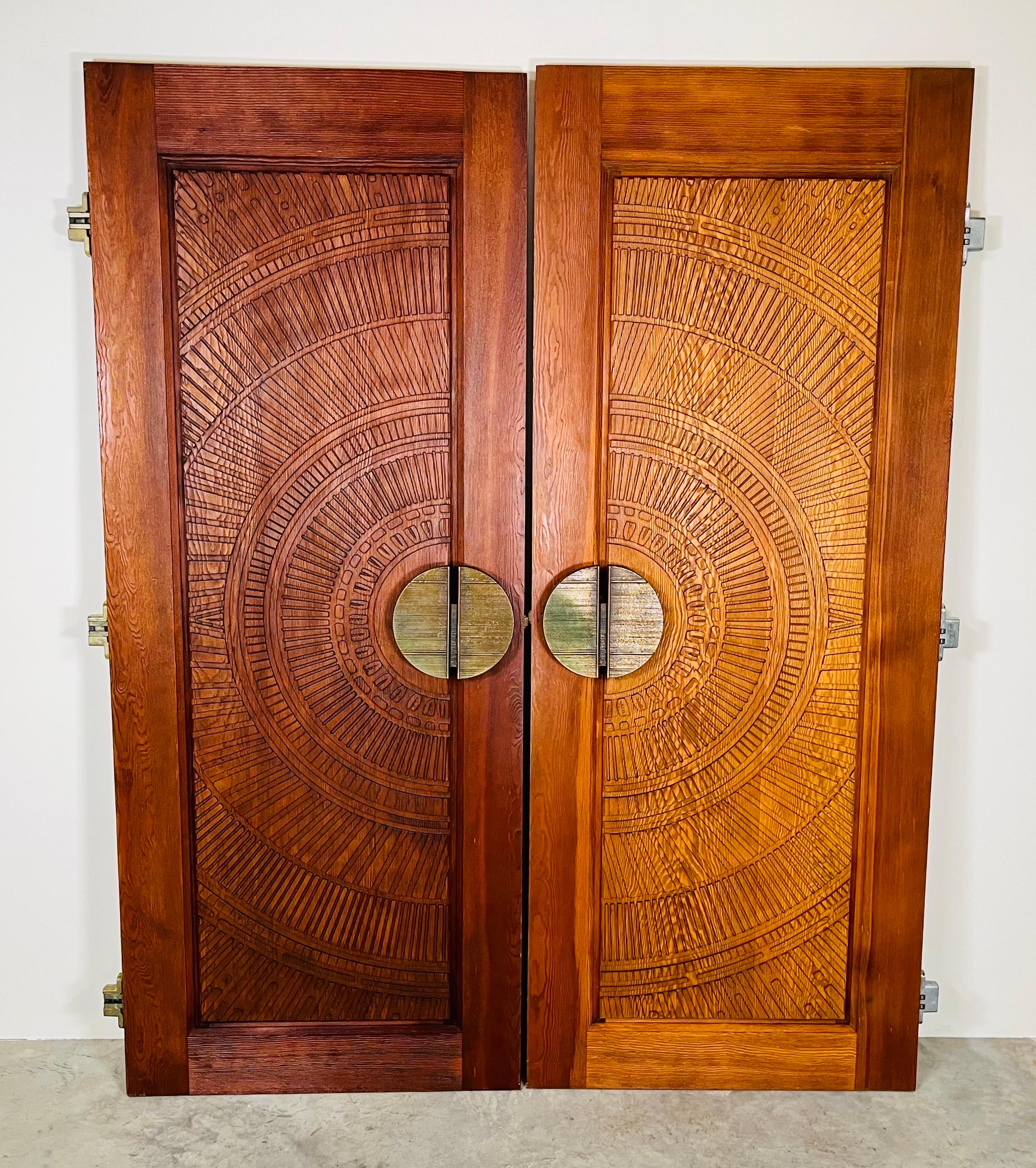 Bronze Billy Joe McCarroll et David Gillespe, Heroic Sunburst Doors, États-Unis, vers les années 1970 en vente