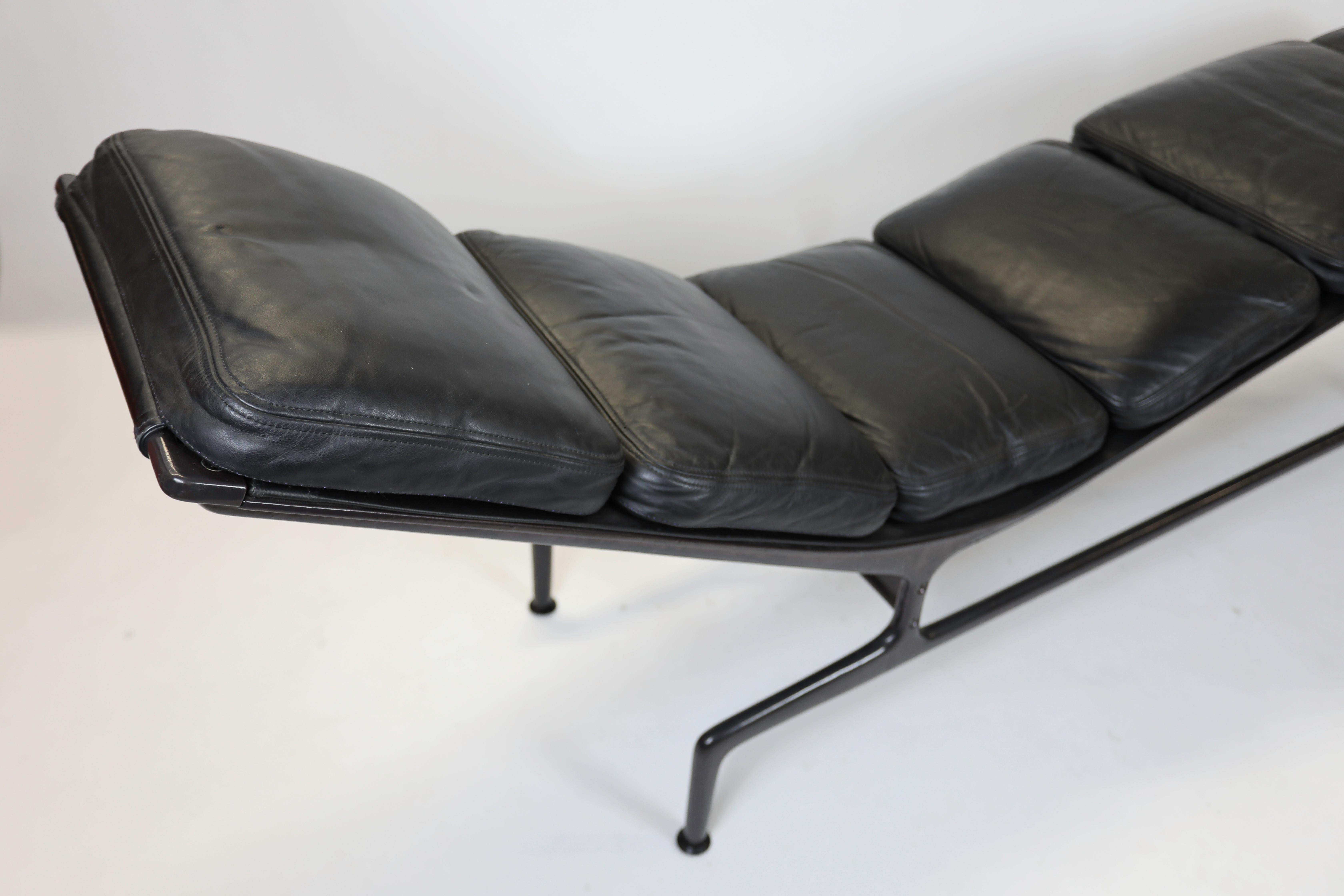 Leather Billy Wilder Chaise Lounge