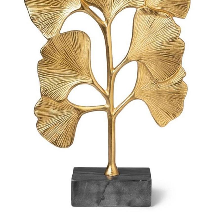 Gilt Biloba High Sculpture For Sale