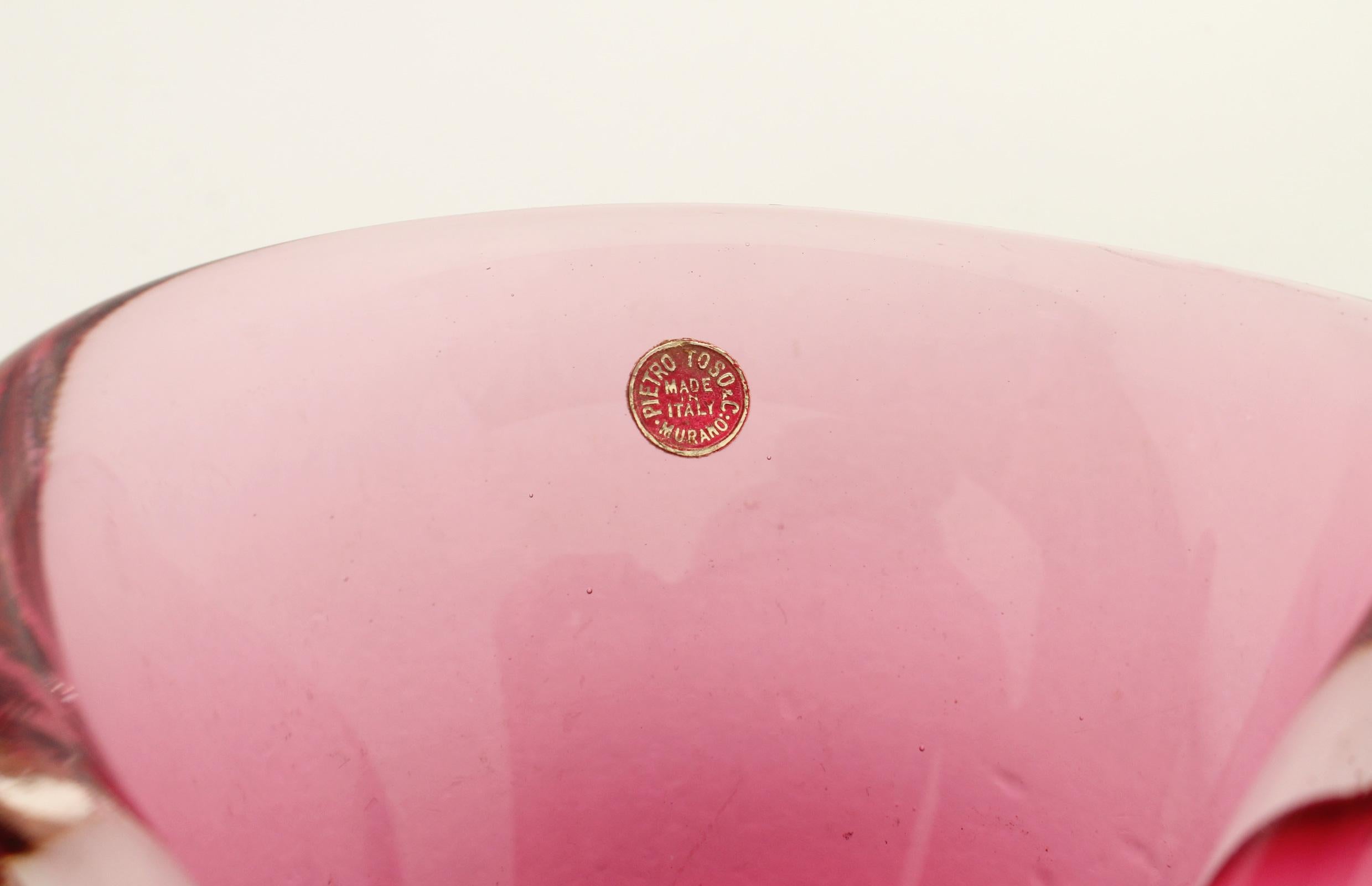 Posacenere di Murano bilobato in vetro rosa Sommerso di Pietro Toso, Italia In condizioni buone in vendita a Barcelona, ES