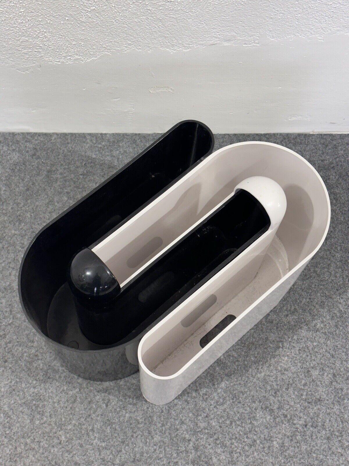 Italian Bilumen Magazine rack White/Black Rodolfo Bonetto Design 1960's For Sale