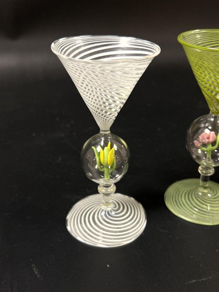 Bimini Glass Set of Cordial Glasses with Flower