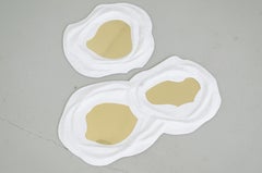 Espejo binario de latón de Adam Ruiz y Robin Hervé