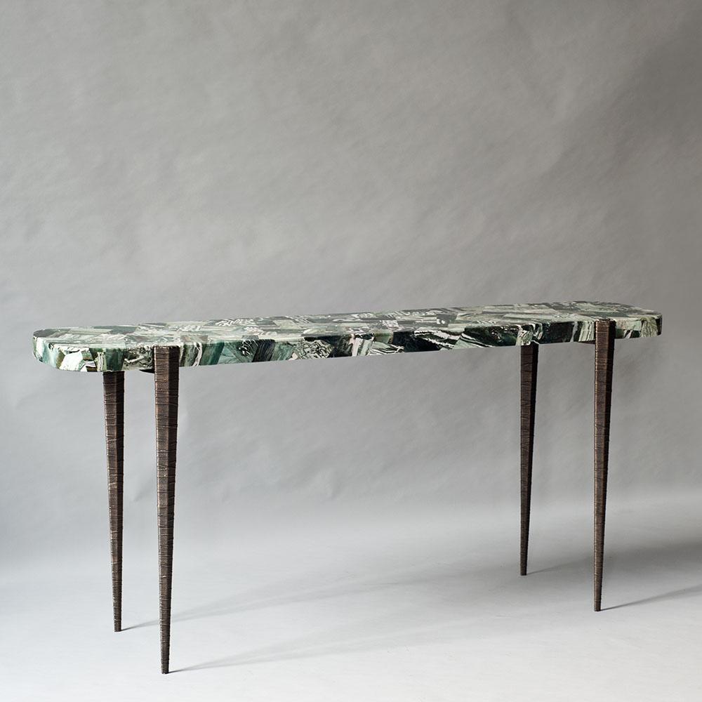 Bind Console by DeMuro Das in Green Zebra Agate with Cast Antique Bronze Legs In New Condition For Sale In New York, NY