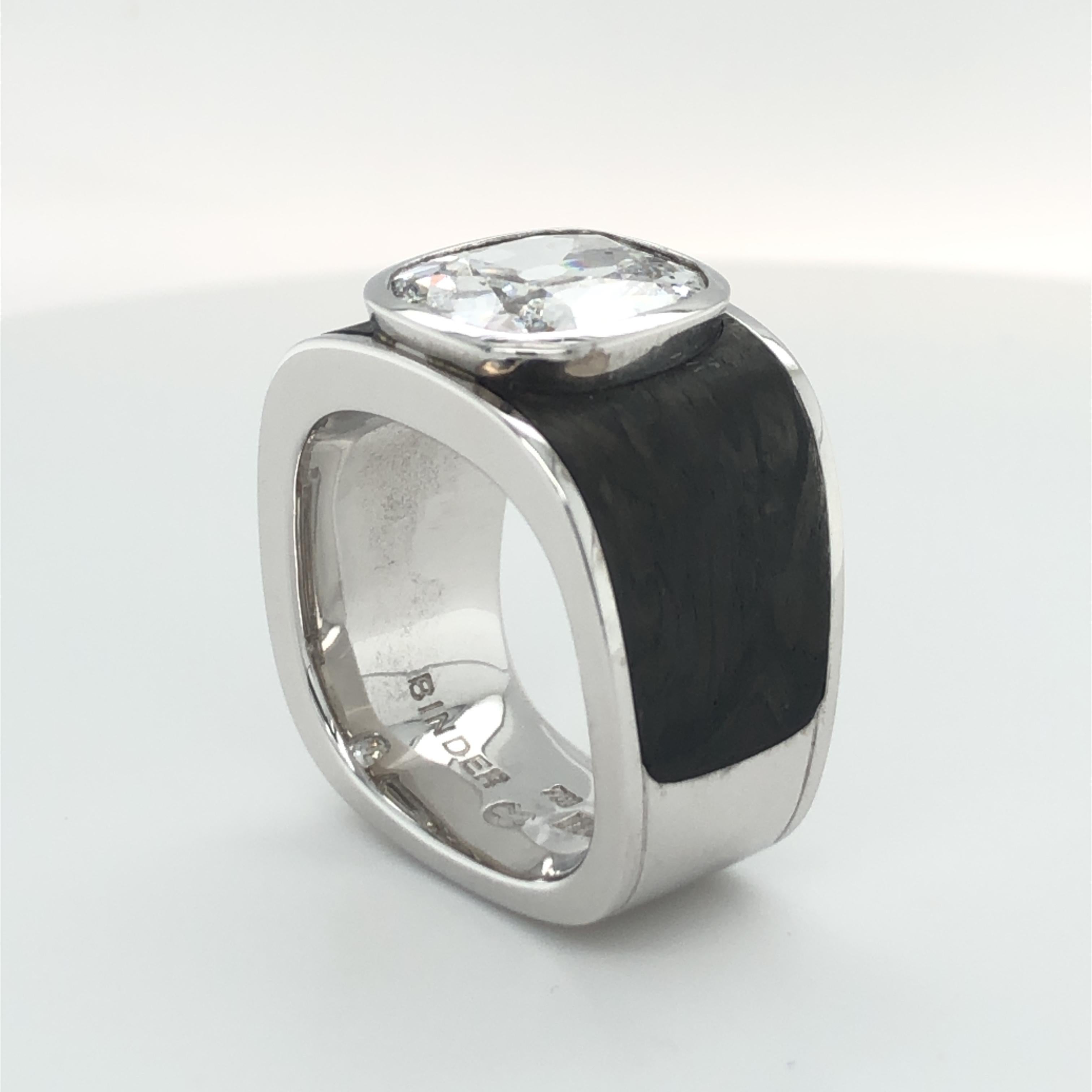 Binder Moerisch 3.41 Carat Diamond Ring in 18 Karat White Gold and Carbon 3
