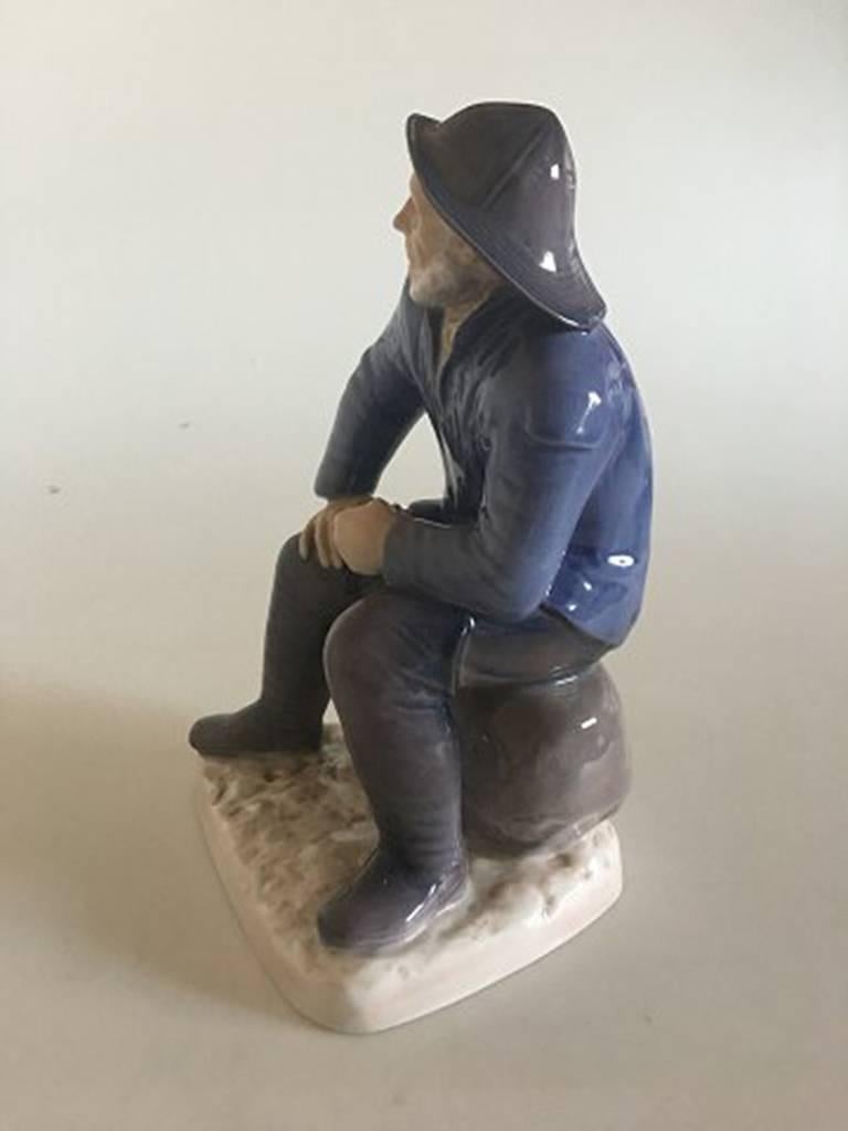 Bing & Grondahl figurine #2370 old fisherman from Skagen. Designed by Svend Jespersen 22cm. In perfect condition.