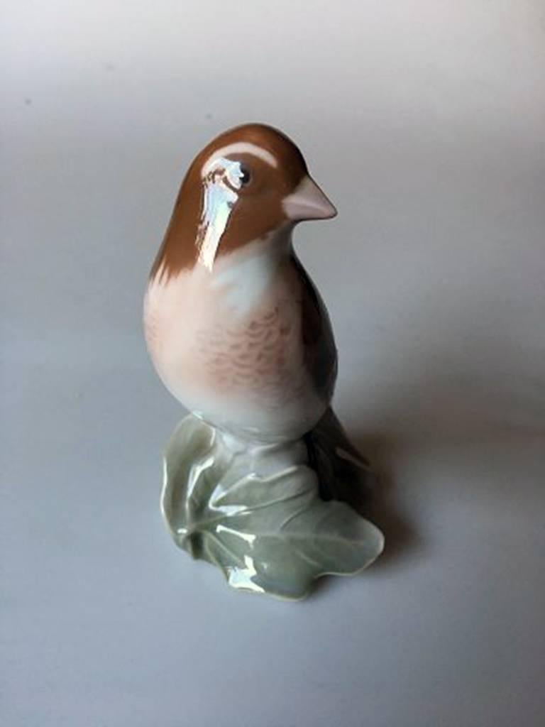 Bing & Grondahl figurine bird #2020. Designed by Francis Valdemar von Platen Hallermund. Measures 11cm and is in good condition.