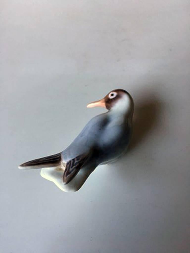 Art Nouveau Bing & Grondahl Figurine Seagull #1810 For Sale