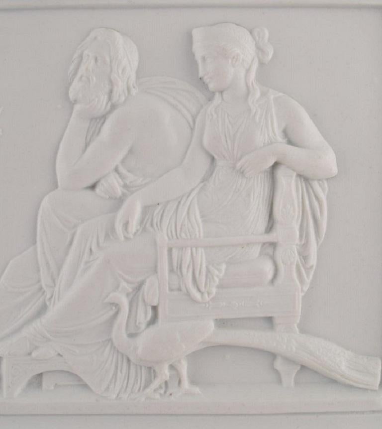 Bing und Grøndahl nach Thorvaldsen. Antike Wandtafel aus Biskuit. 1870er / 80er Jahre.
Maße: 17.5 x 11,5 cm.
In ausgezeichnetem Zustand.
Gestempelt.
1. Fabrikqualität.