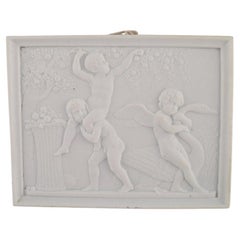 Bing and Grøndahl after Thorvaldsen, Antique Biscuit Wall Plaque with Putti