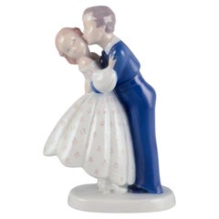 Bing et Grondahl, figurine en porcelaine de « jeunes audacieux » Vers les années 1930