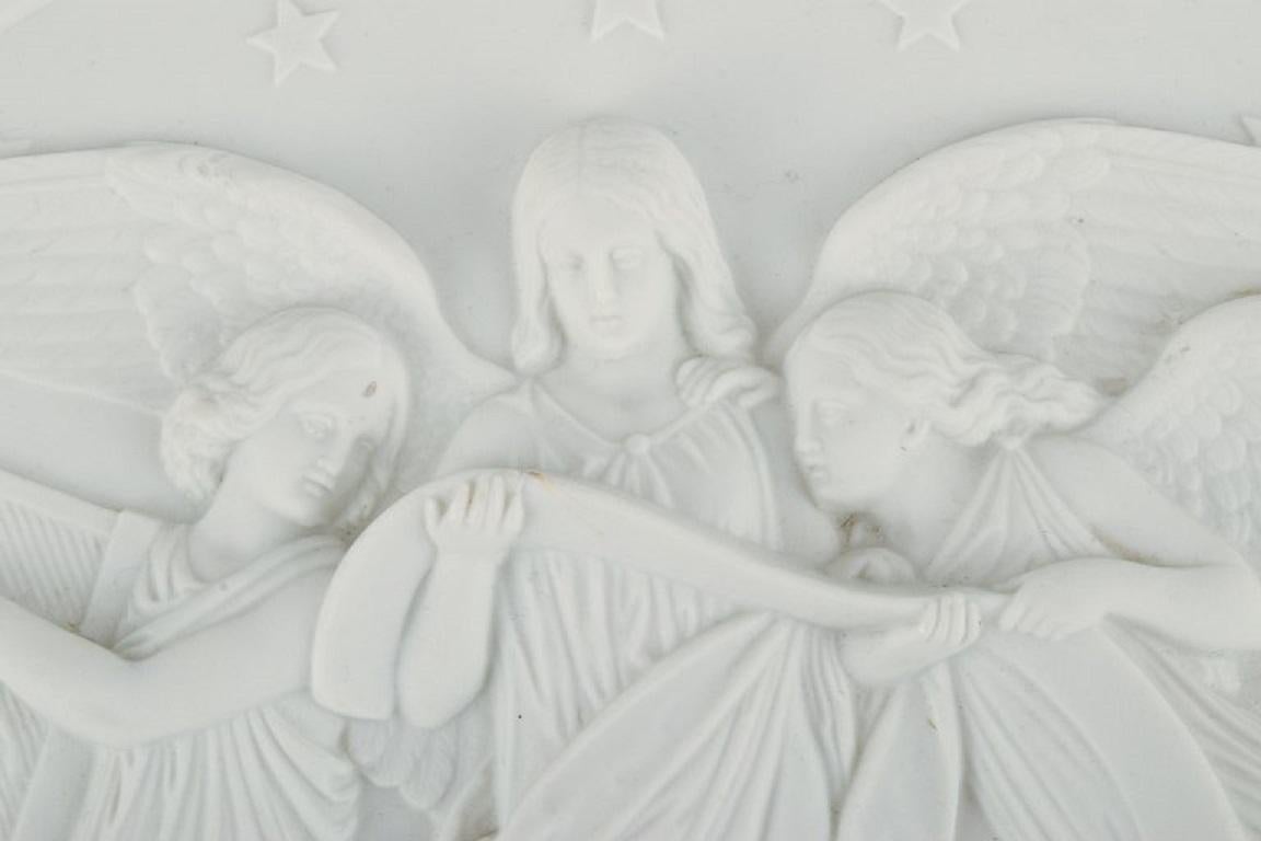 Neoclassical Revival Bing & Grøndahl After Thorvaldsen, Antique Biscuit Wall Plaque with Angels For Sale