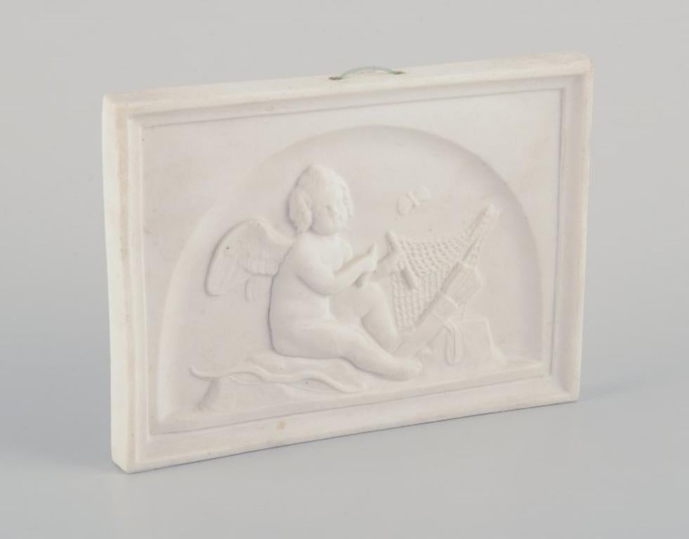 Neoclassical Bing & Grøndahl. Amor makes a net. Biscuit relief after Bertel Thorvaldsen. For Sale