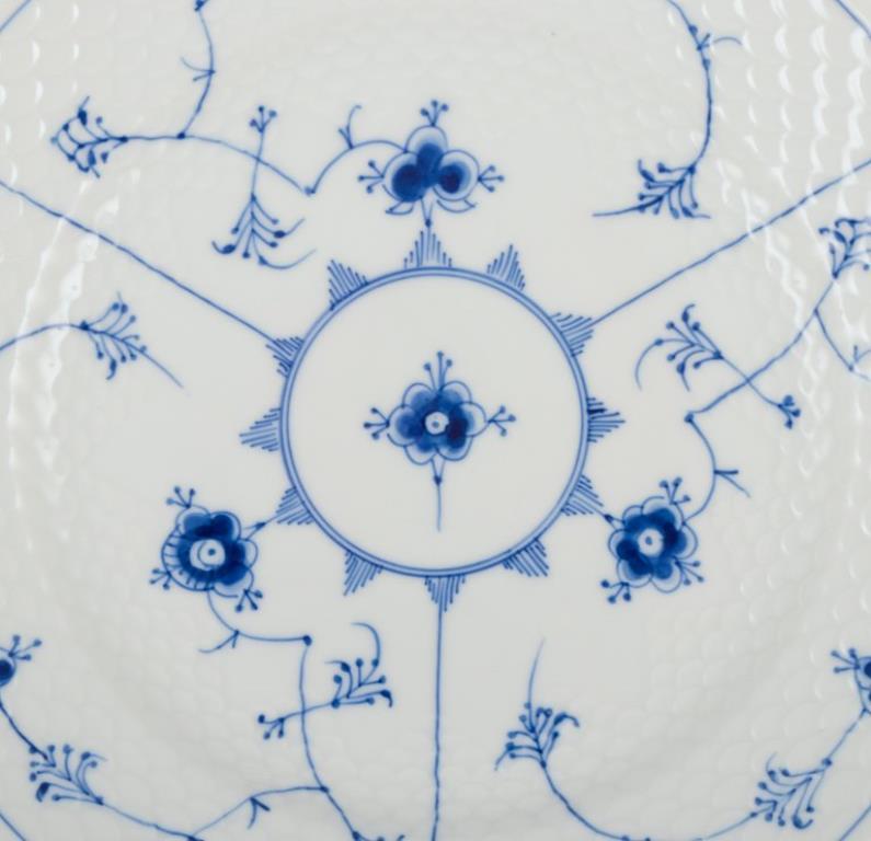 Bing & Grøndahl Azul Acanalado. Juego de seis platos llanos de porcelana. Danés en venta