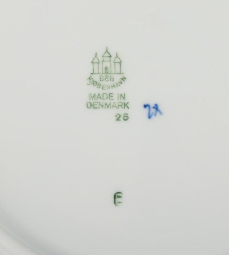 Bing & Grøndahl Azul Acanalado. Juego de seis platos llanos de porcelana. en Excelente estado para la venta en Copenhagen, DK