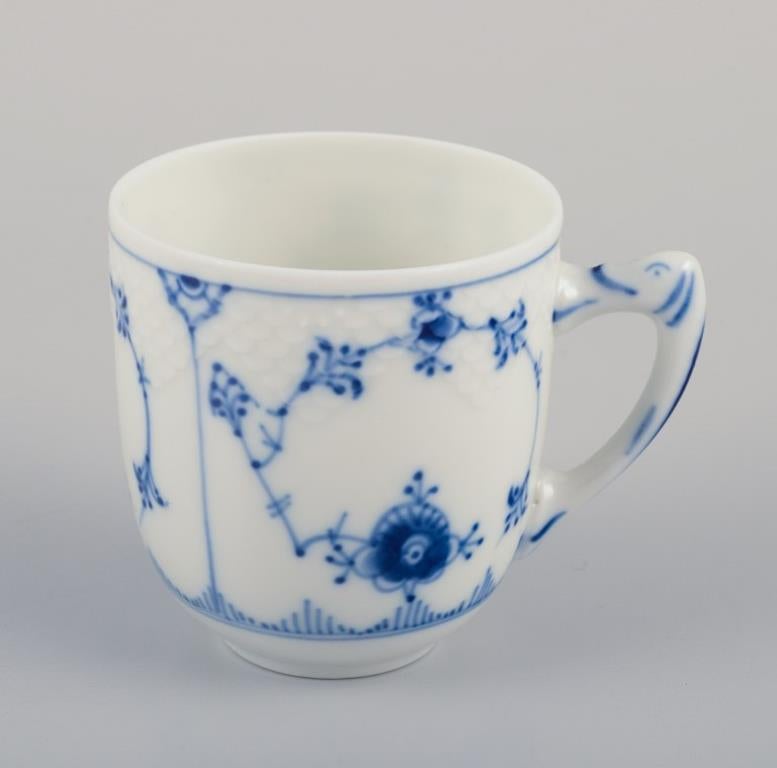Danese Bing & Grøndahl Blue Fluted pattern. Cinque tazze da caffè con piattini. in vendita