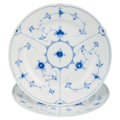 Bing & Grøndahl Blue Fluted. Two porcelain dinner plates. Circa 1930s.