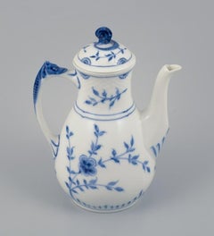 Bing & Grøndahl, Butterfly, Porcelain Coffee Pot. 1920-1930s