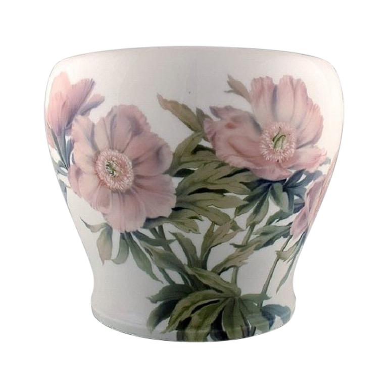 Bing & Grøndahl, Colossal Jardinière / Flower Pot in Porcelain, 1915-1920