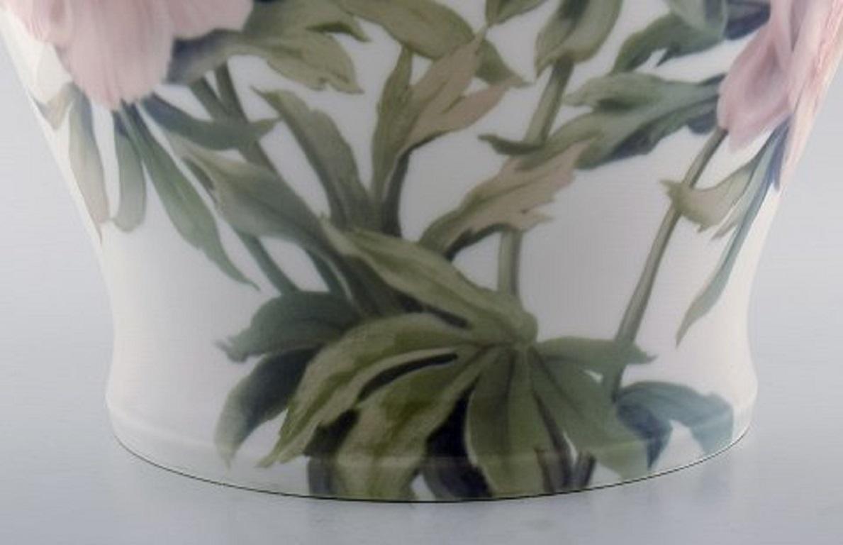 Early 20th Century Bing & Grøndahl, Colossal Jardinière / Flower Pot in Porcelain, 1915-1920
