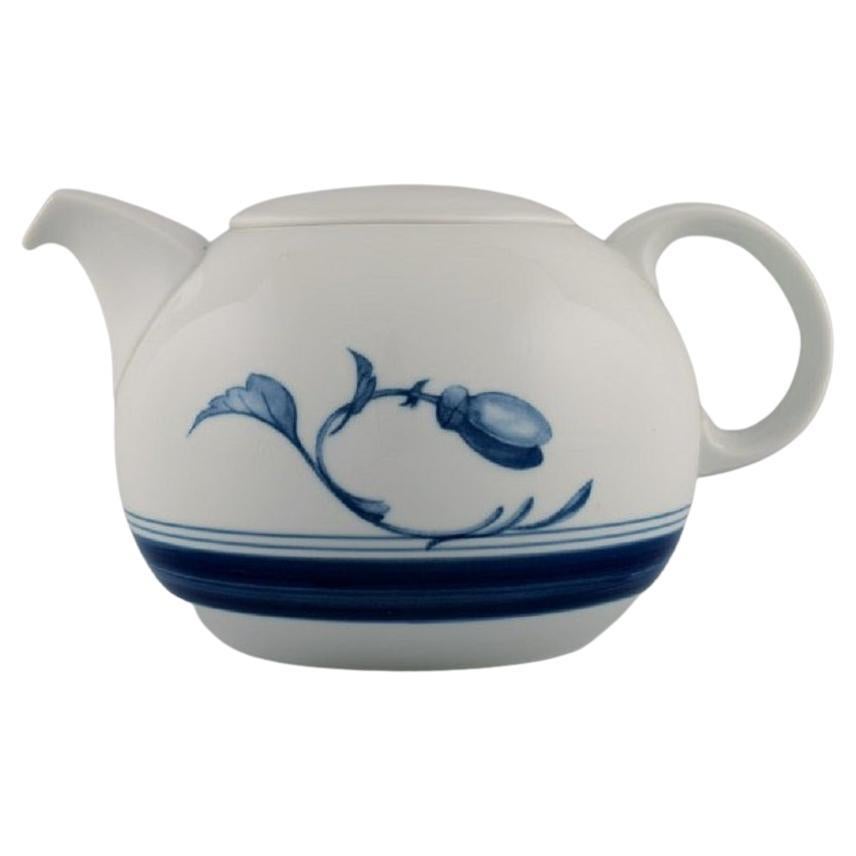 Bing & Grøndahl Corinth Teapot in Porcelain, 1970s