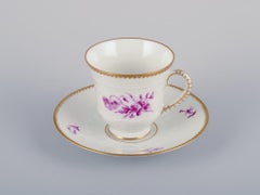 Bing & Grøndahl, Denmark. Set of five coffee cups and saucers, 1920s