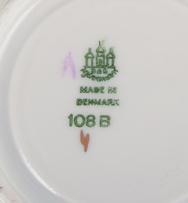 Bing & Grøndahl, Denmark. Set of six demitasse cups with saucers in porcelain. For Sale 2