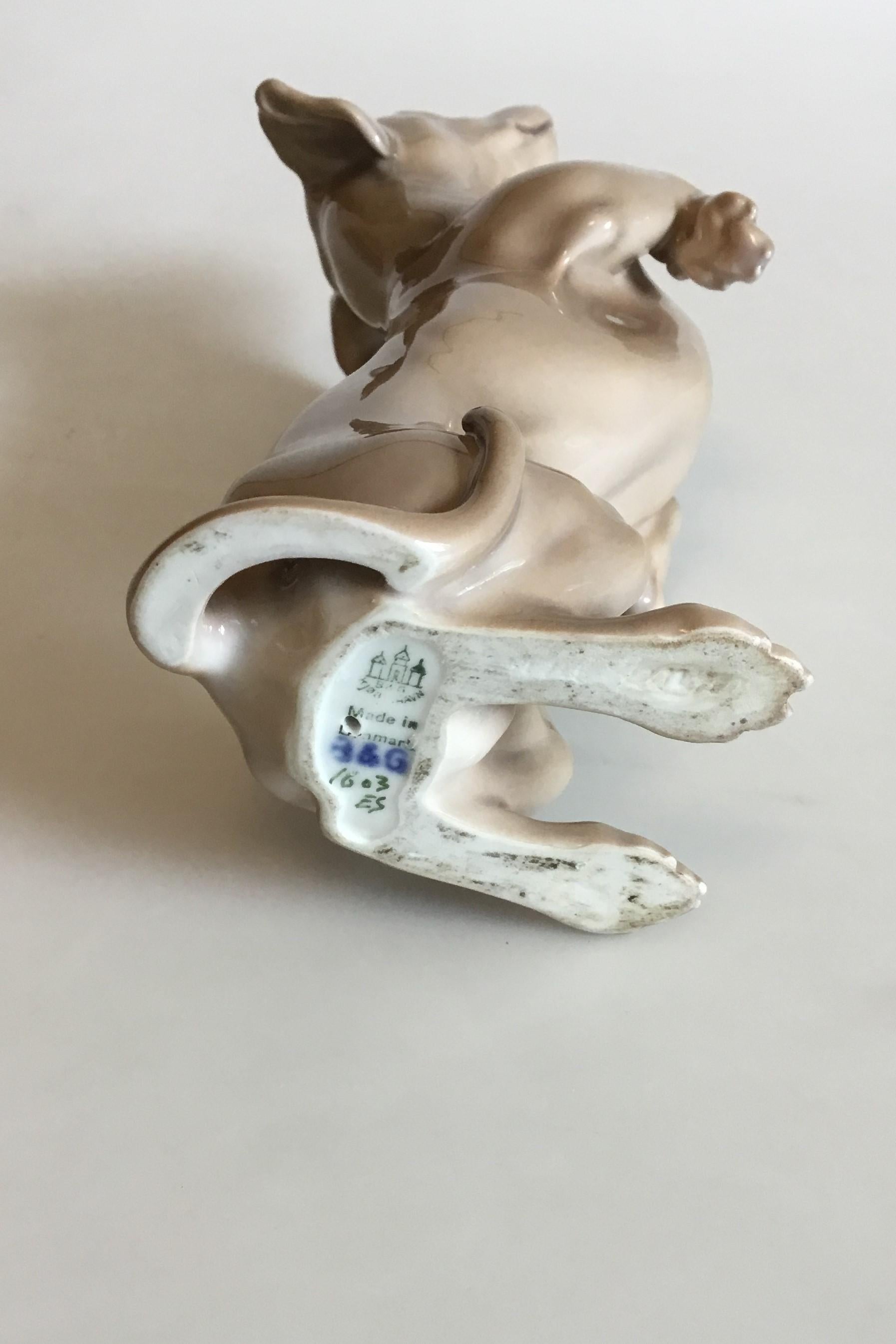 goebel dachshund figurine